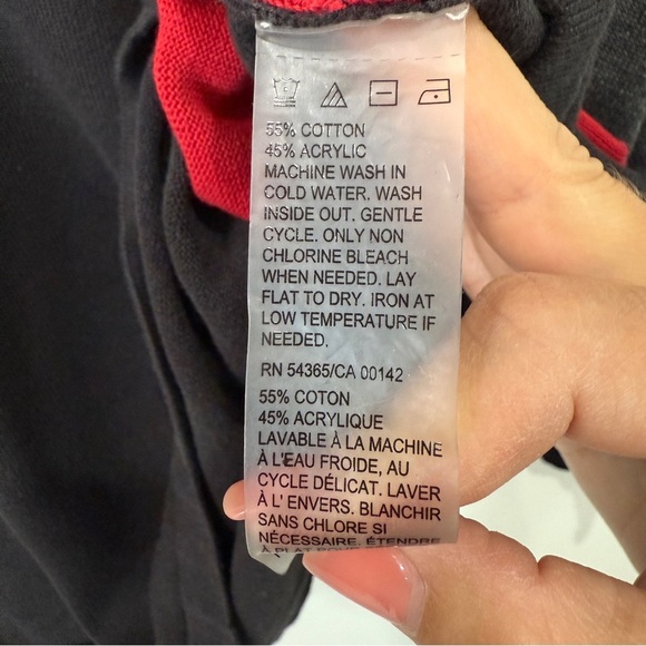 Black and Red Colorblock Sweater with Geometric Design and Mockneck - Picture 7 of 14